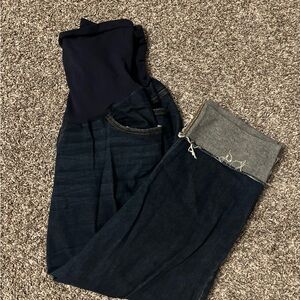 Indigo Blue Women's Cropped Jeans - Maternity